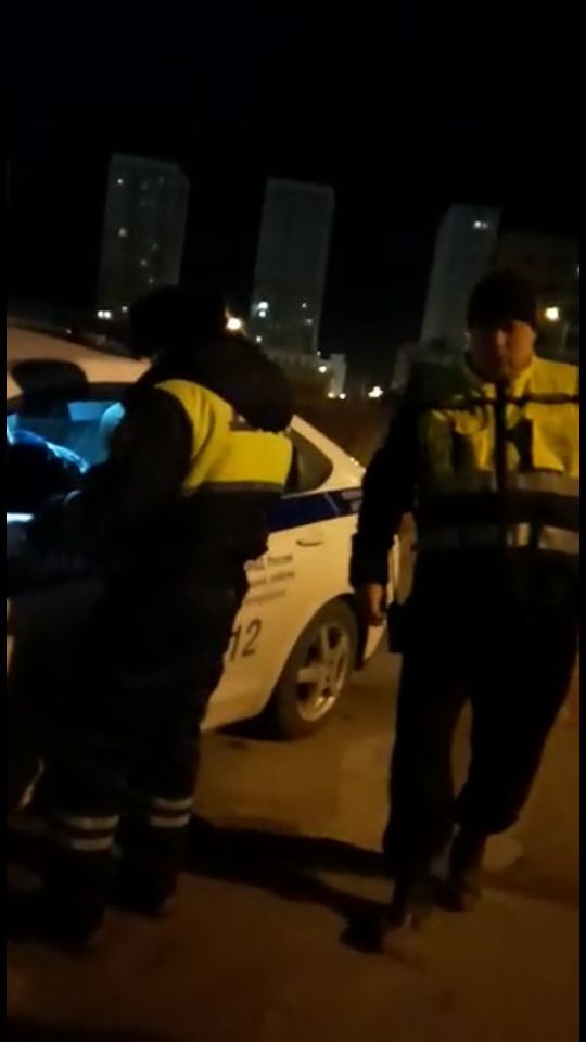 Пьяный таксист Пьяный таксист