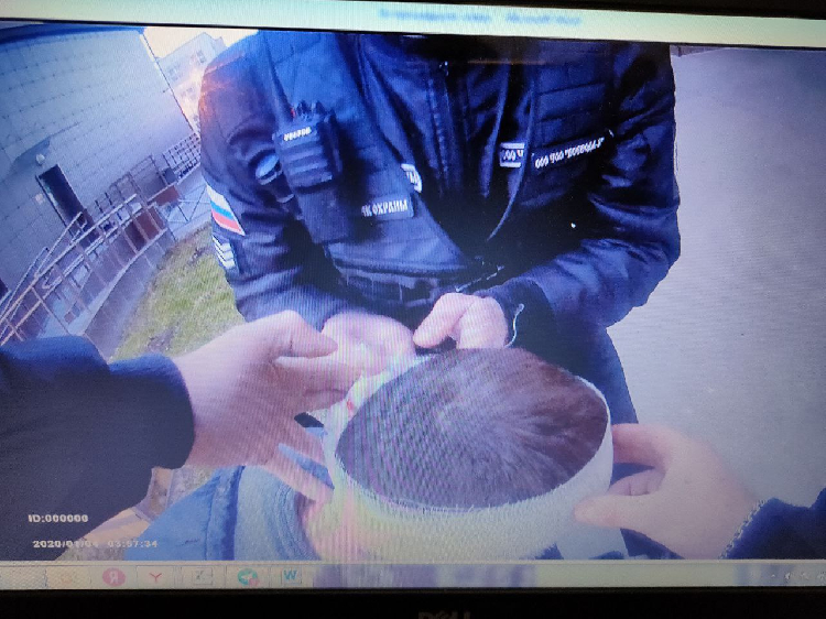 Мужчина в драке откусил пол-уха