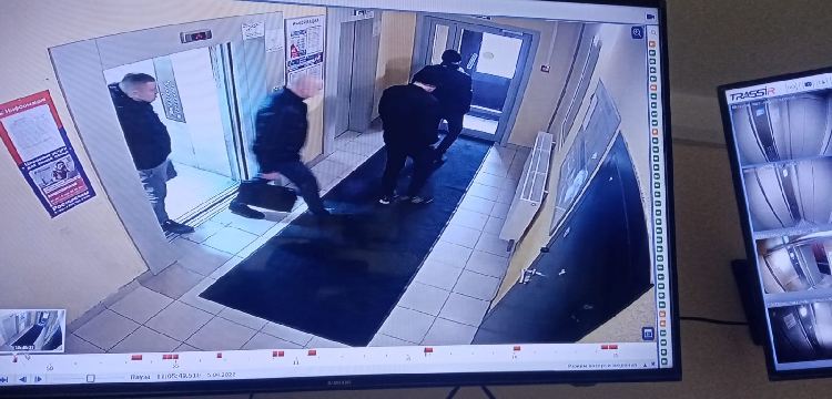 От нас не скрыться!