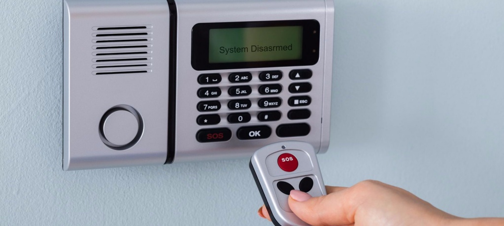 GSM-сигнализация для дачи с видеокамерой GSM-сигнализация для дачи с видеокамерой